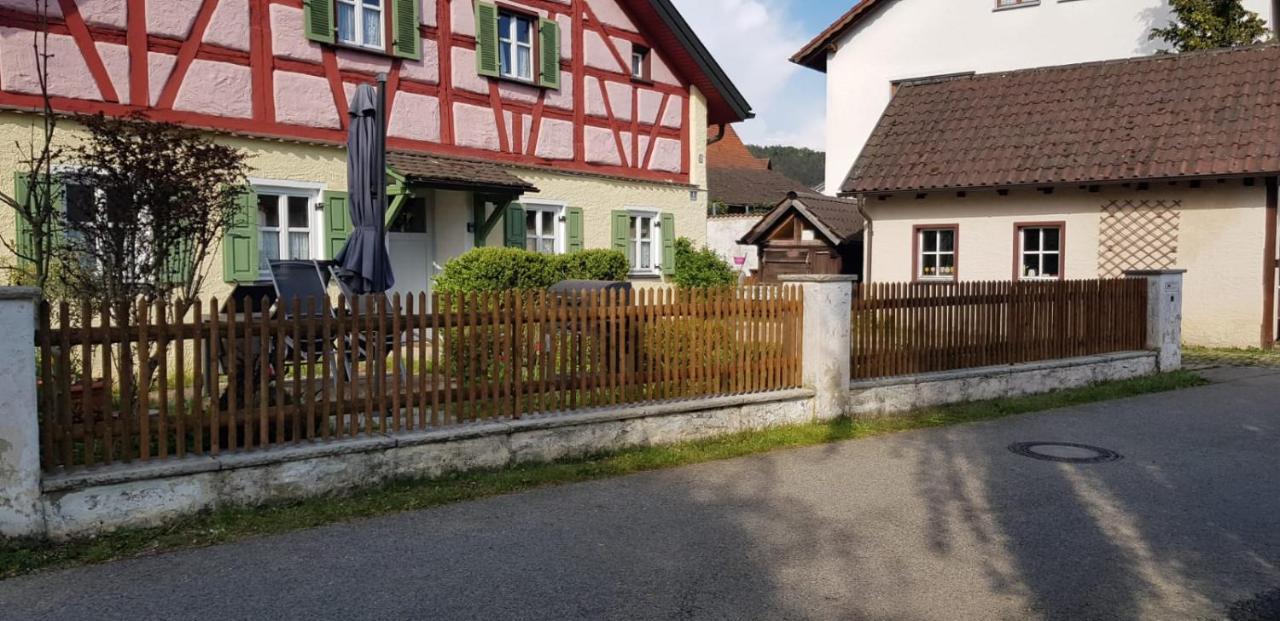 Ferienhaus am Mühlbach Kinding Exterior foto